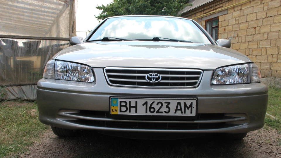 Toyota Camry 5