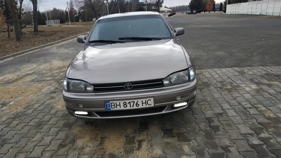 Toyota Camry 4