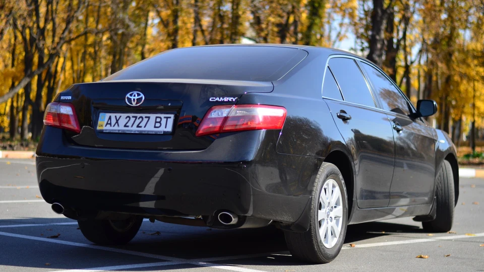 Toyota Camry 5