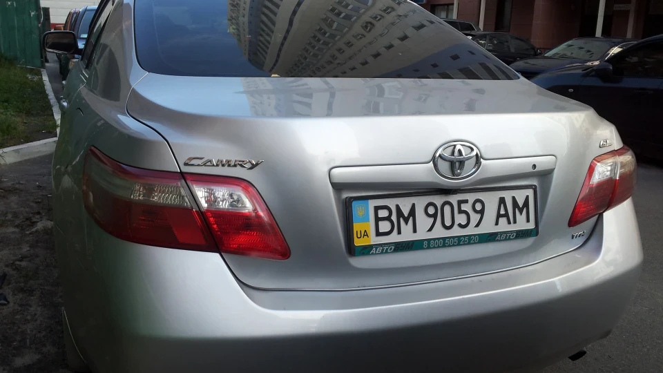 Toyota Camry 2