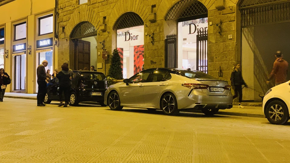 Toyota Camry 4