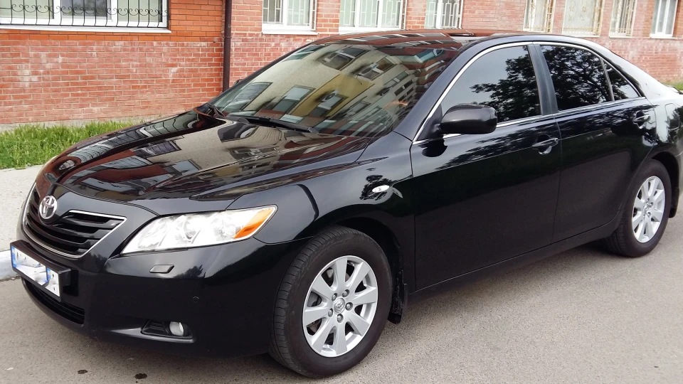 Toyota Camry 3