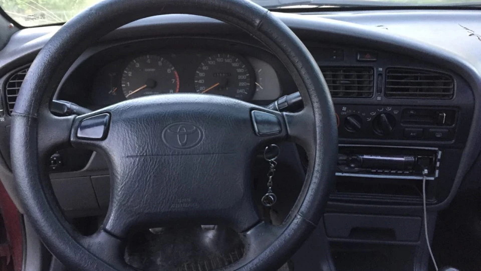 Toyota Camry 4