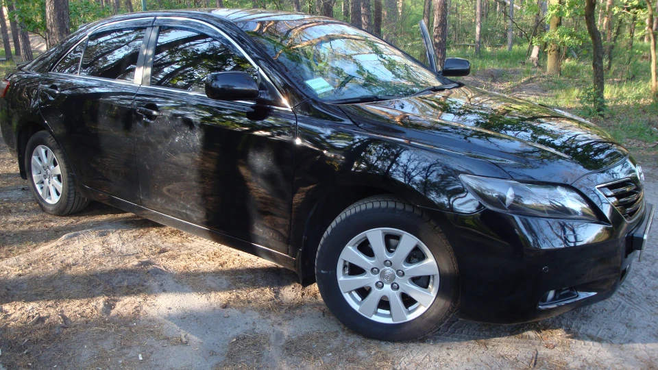 Toyota Camry 3
