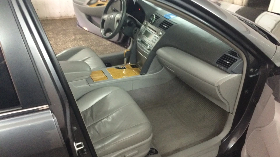 Toyota Camry 3