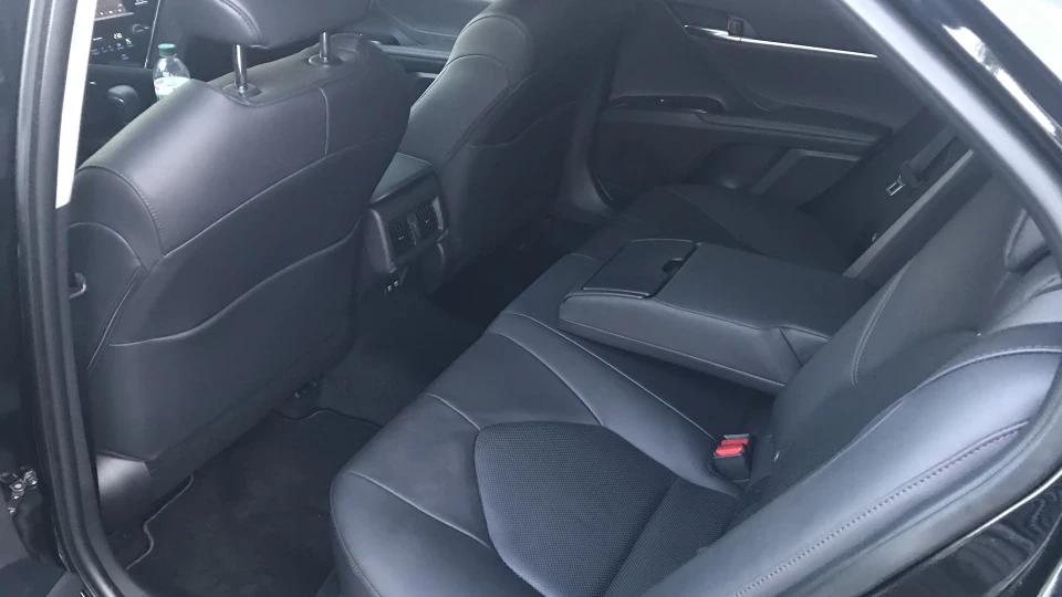 Toyota Camry 3