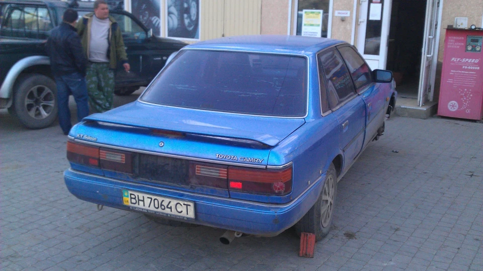 Toyota Camry 2