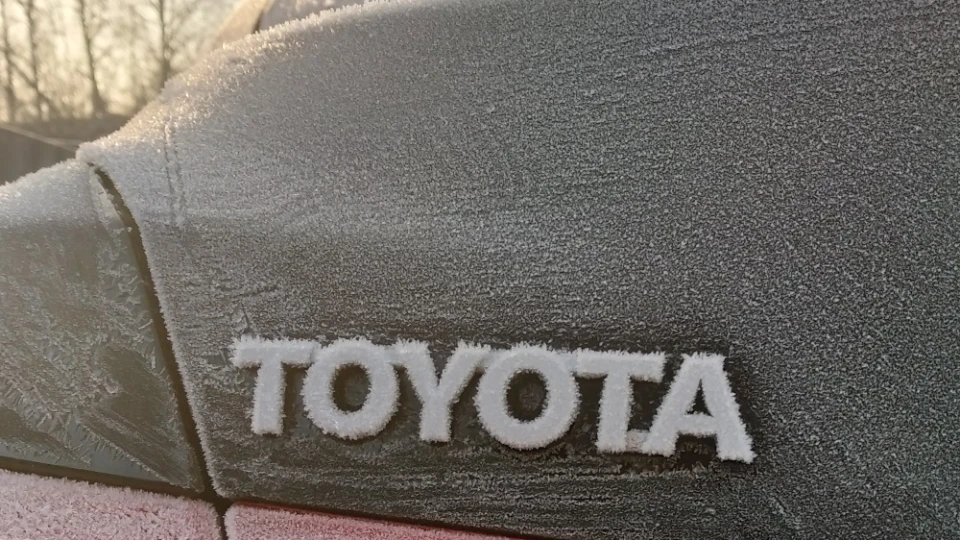 Toyota Camry 2