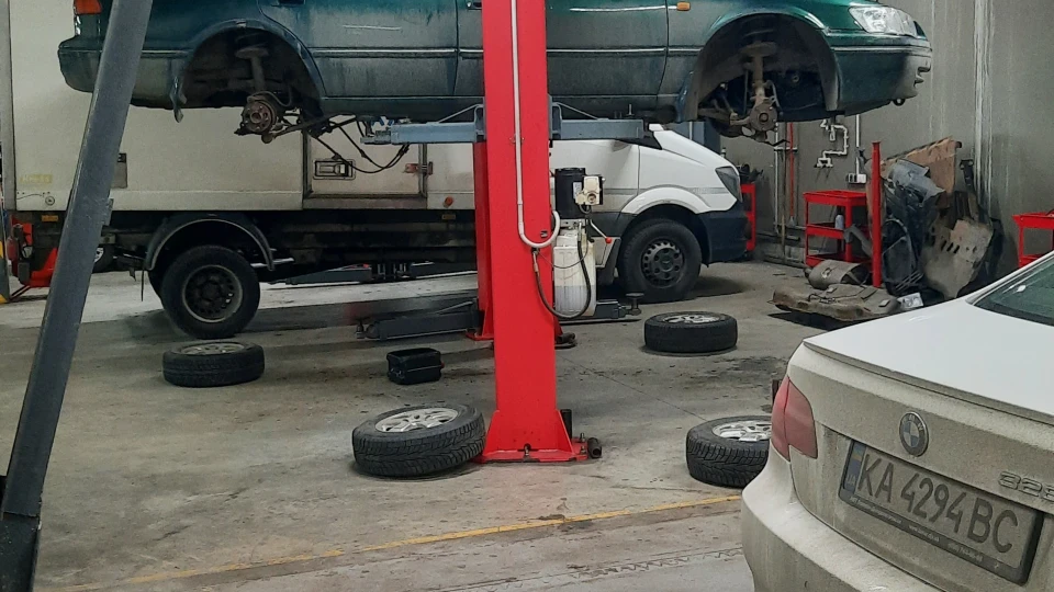 Toyota Camry 3