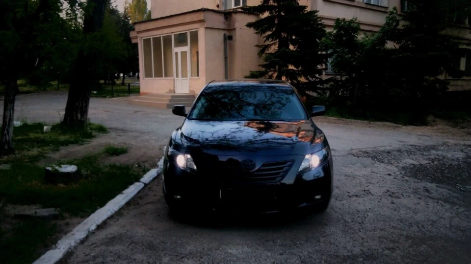 Toyota Camry 3