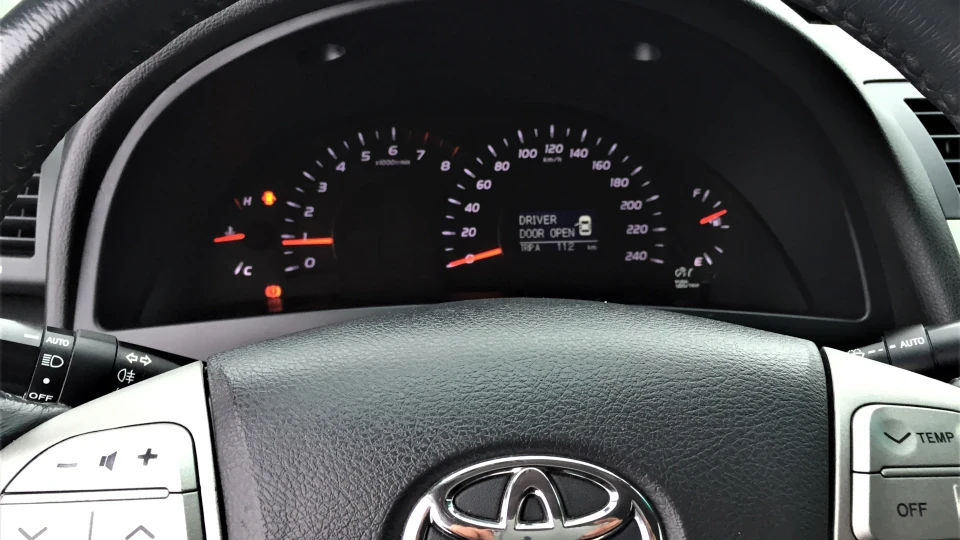 Toyota Camry 2