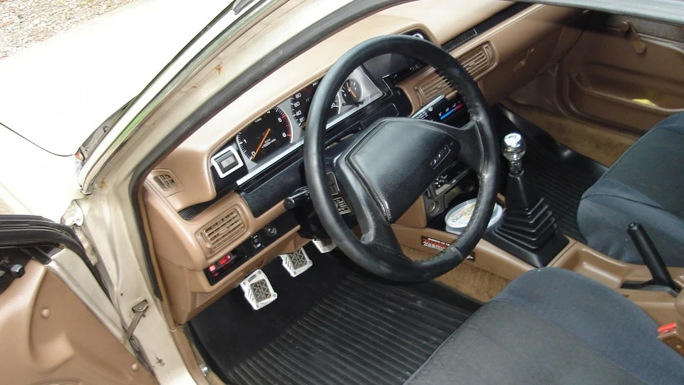 Toyota Camry 2.0 turbo diesel 4