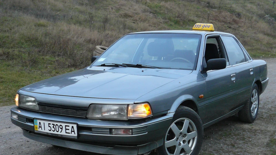 Toyota Camry 2.0 v16 майже AE 86 4