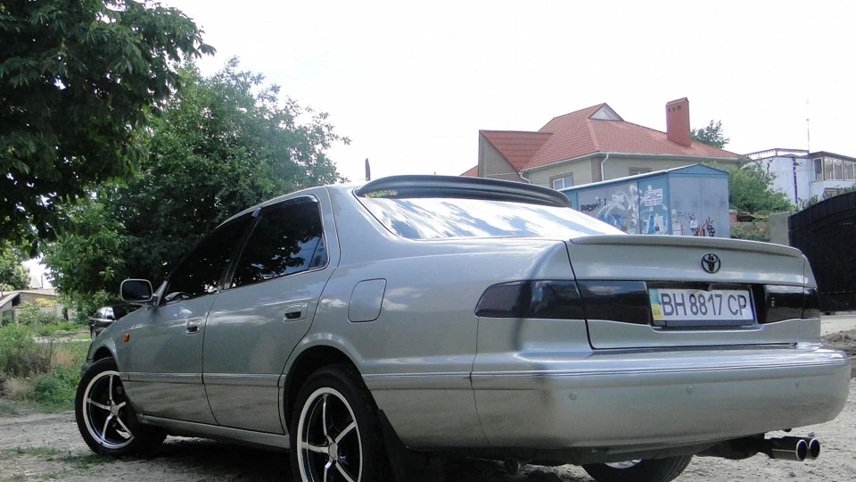 Toyota Camry 20 V6 4