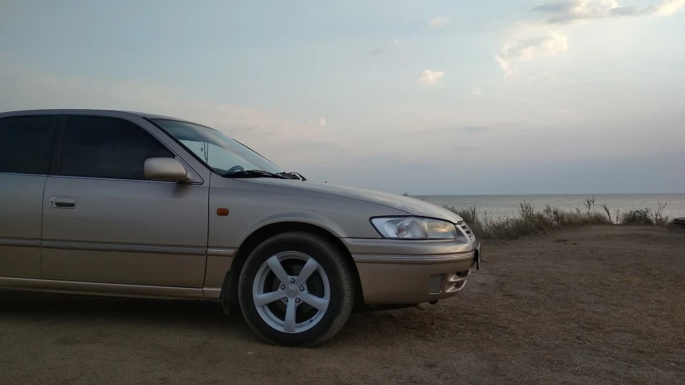 Toyota Camry 20 3