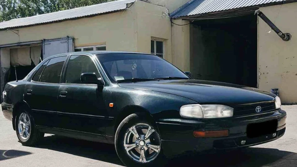 Toyota Camry 2.2 GL механіка 2