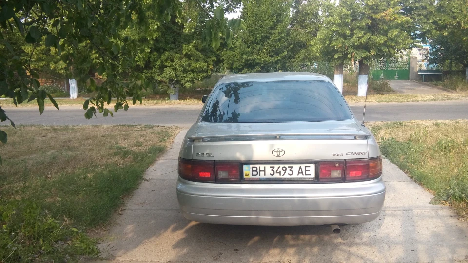 Toyota Camry 2.2 GL 4