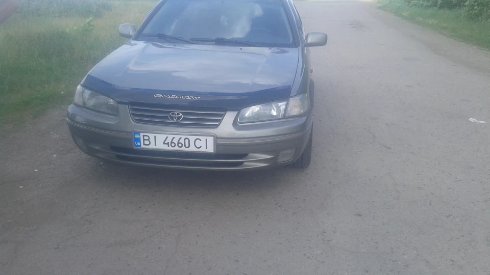 Toyota Camry 2.2 мех 2