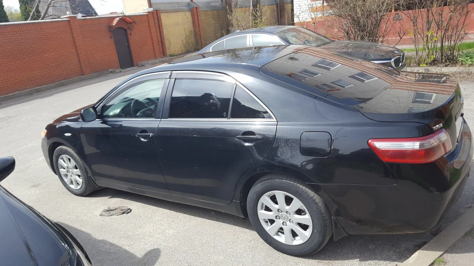 Toyota Camry 2,4 АКПП чорна 4