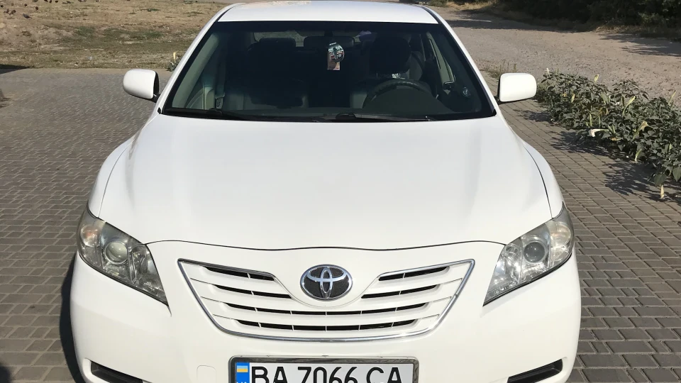 Toyota Camry 2.4 араб 3