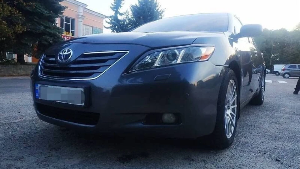 Toyota Camry 2.4 AT_R4 2