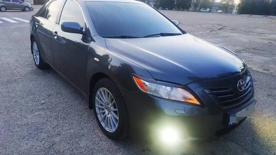 Toyota Camry 2.4 AT_R4 3
