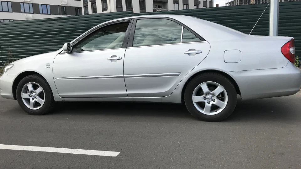 Toyota Camry 2.4 2