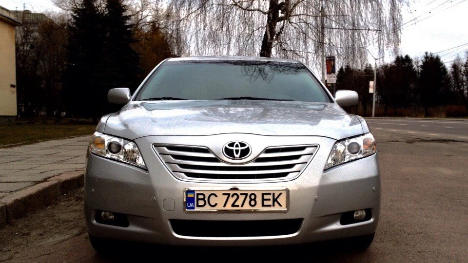 Toyota Camry 2.4AT XLE 2