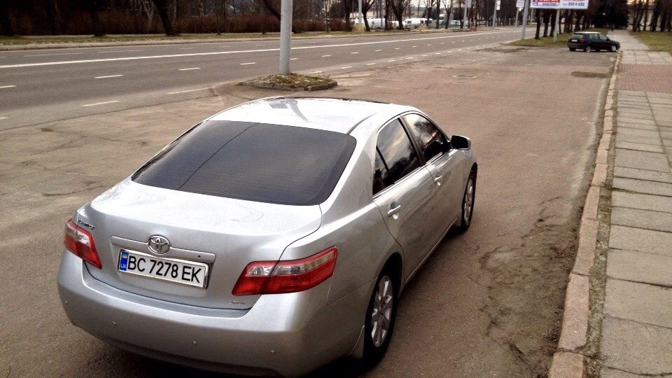 Toyota Camry 2.4AT XLE 4