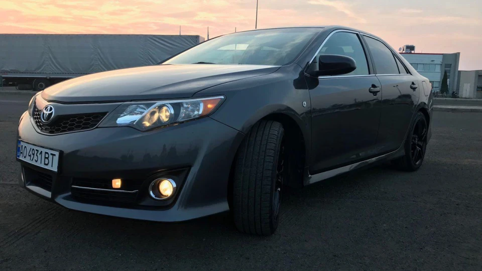 Toyota Camry 2.5 American 2