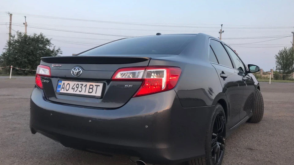 Toyota Camry 2.5 American 5