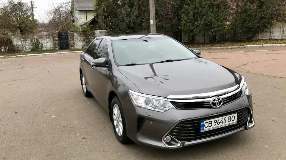 Toyota Camry 2.5 AT 2