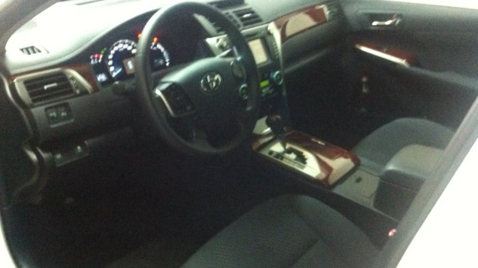 Toyota Camry 2.5 бензин 2