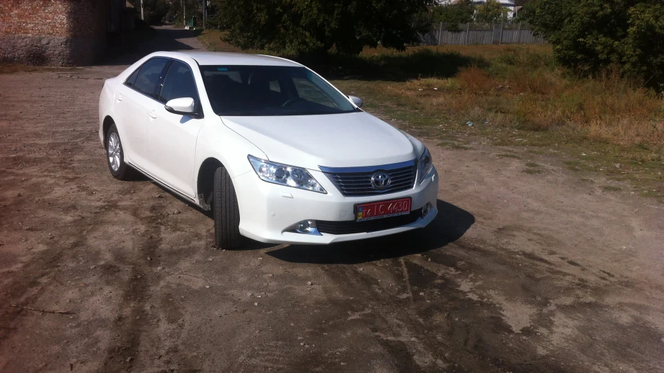 Toyota Camry 2.5 бензин 3