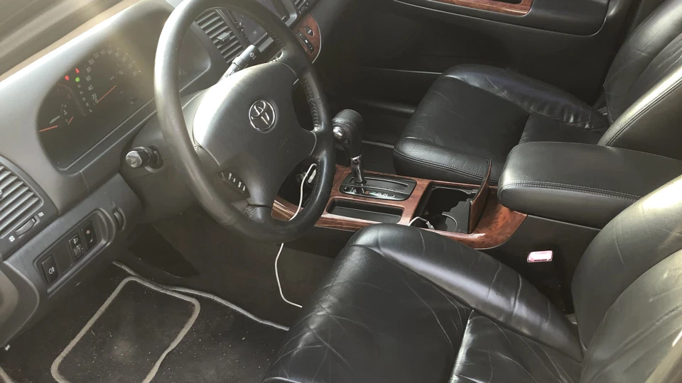 Toyota Camry 3.0 2