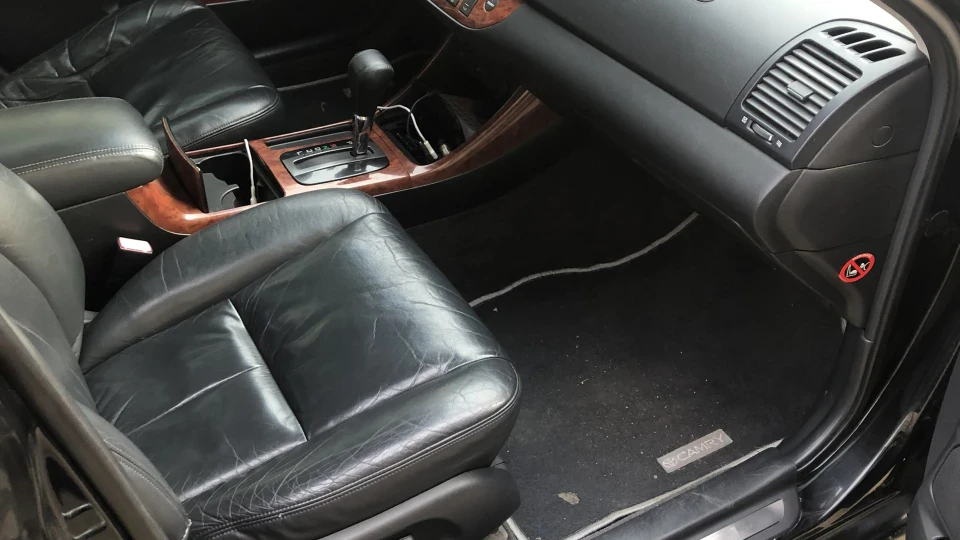 Toyota Camry 3.0 4
