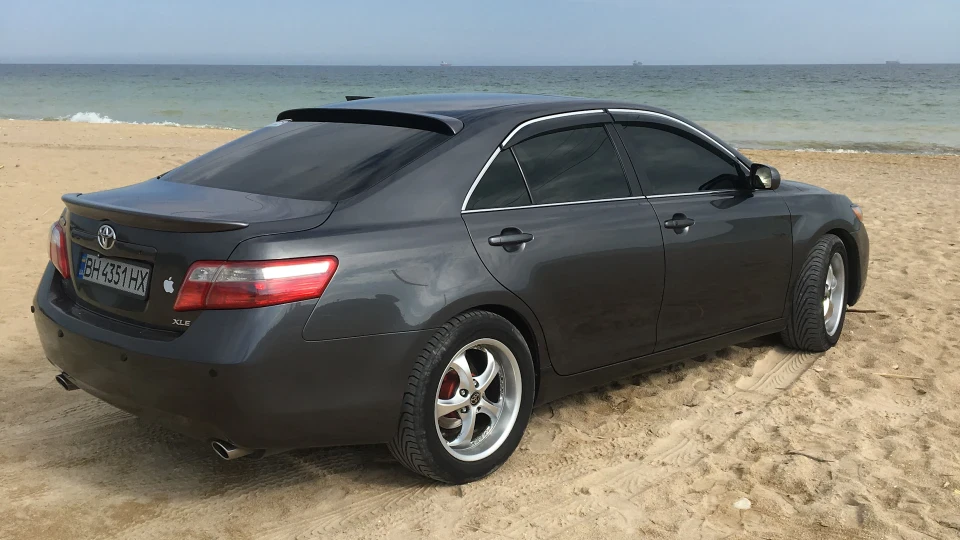 Toyota Camry 3.5 USA 3