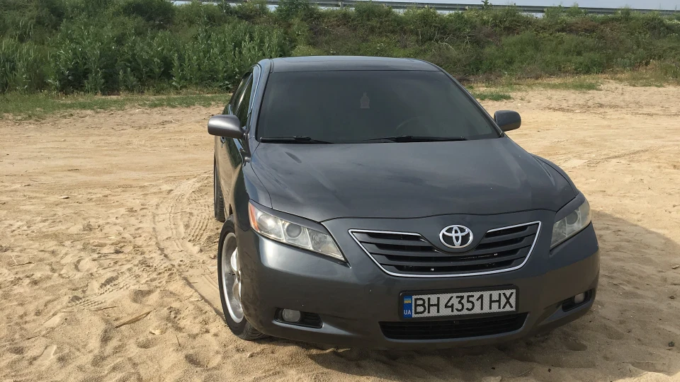 Toyota Camry 3.5 USA 5