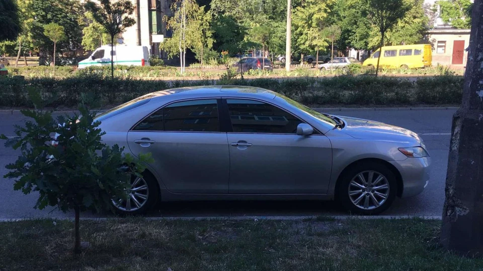Toyota Camry 3.5 V6 Птах свободи 3