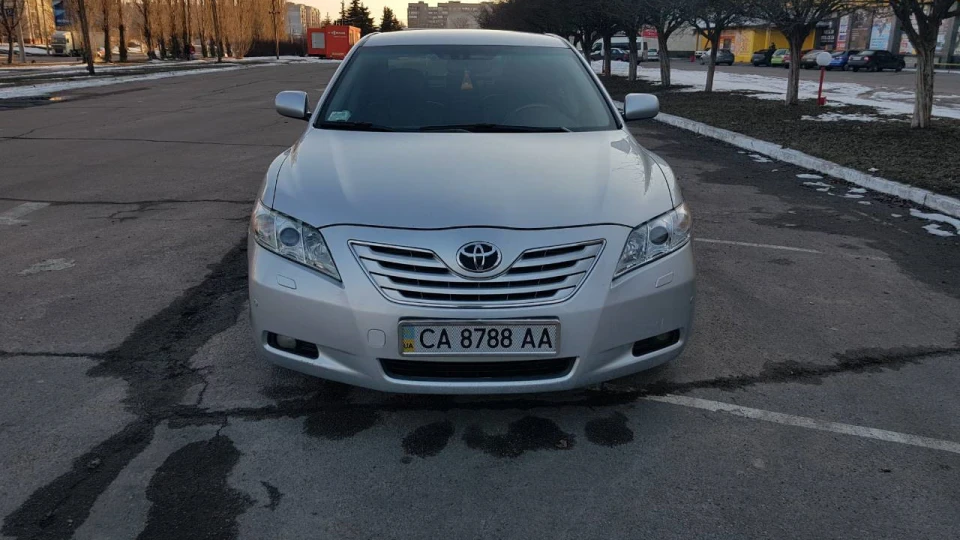 Toyota Camry 3.5 V6 2