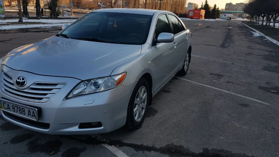 Toyota Camry 3.5 V6 4