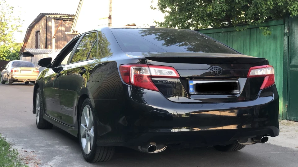 Toyota Camry 3.5 2