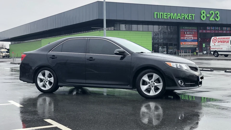 Toyota Camry 3.5 5