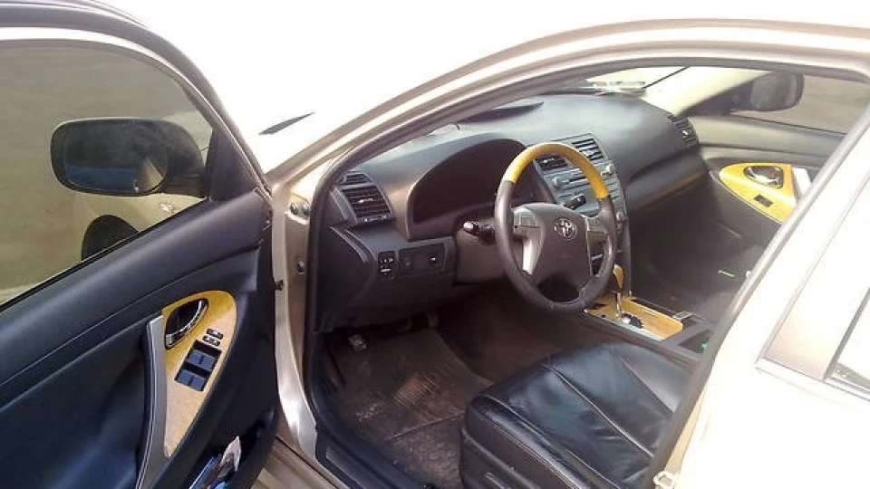 Toyota Camry 40 Rocket 5