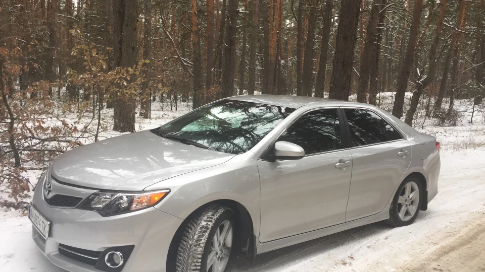 Toyota Camry 50 SE SILVER 4