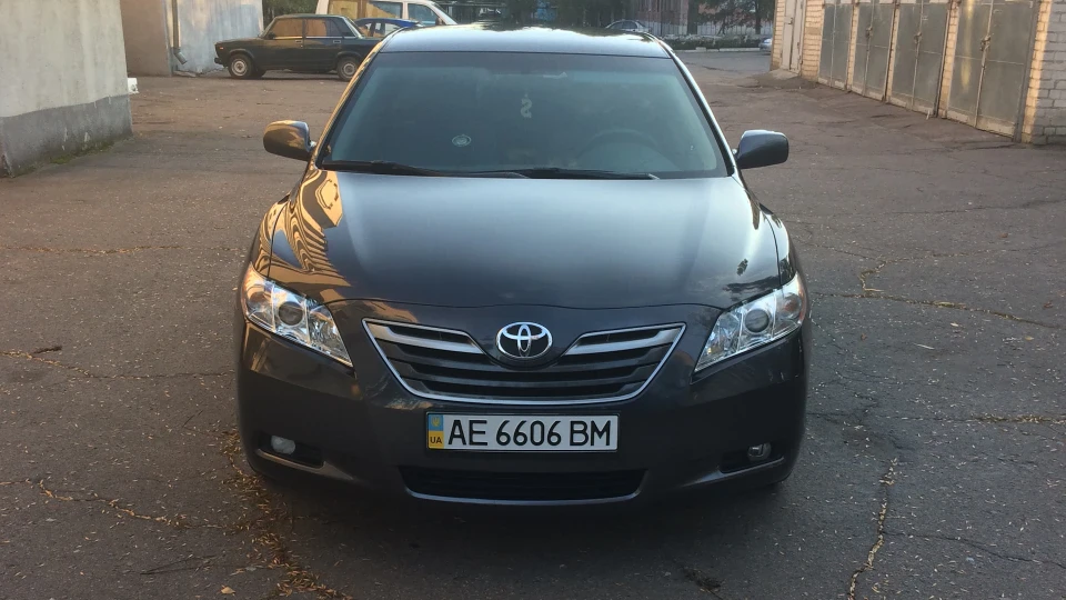 Toyota Camry AMERICAN 3