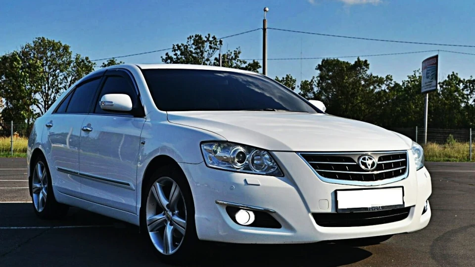 Toyota Camry Aurion