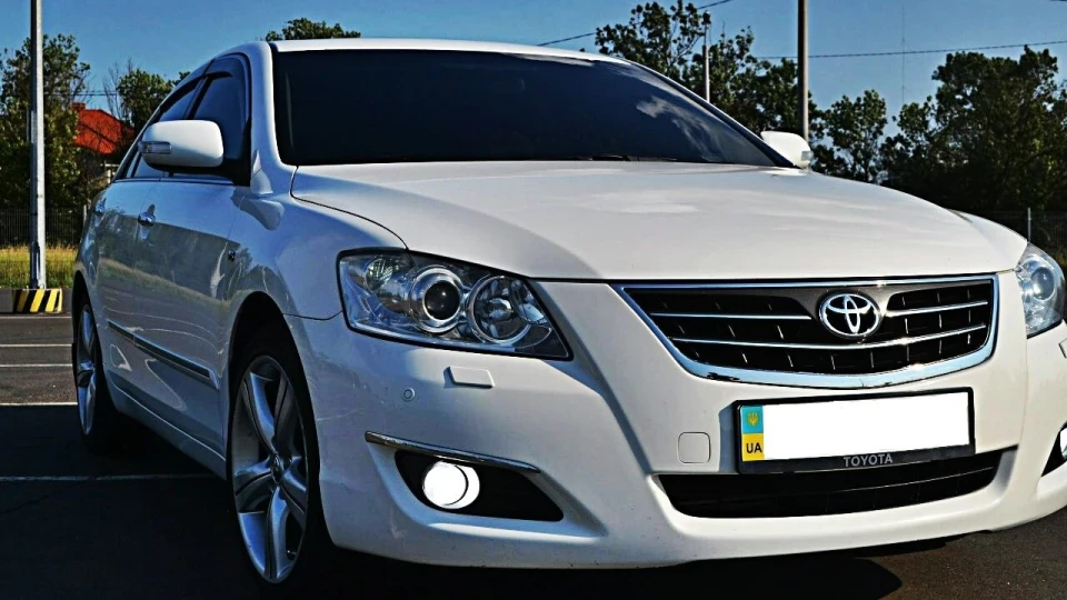 Toyota Camry Aurion 2