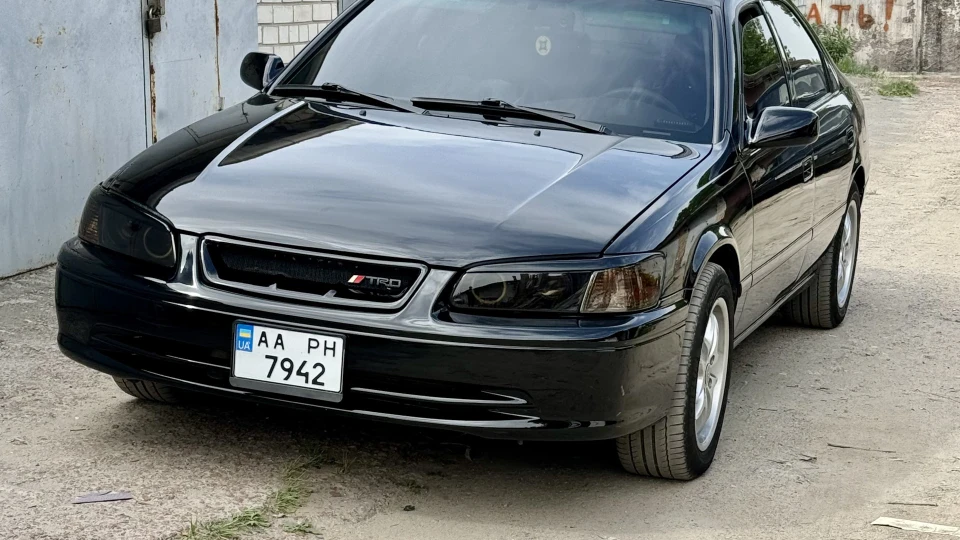 Toyota Camry Barrakuda 4