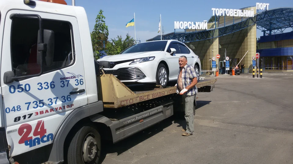 Toyota Camry Білка 2,5 181 к.с. 2